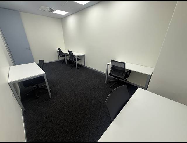 18M² OFFICE TO LET IN KILLARNEY